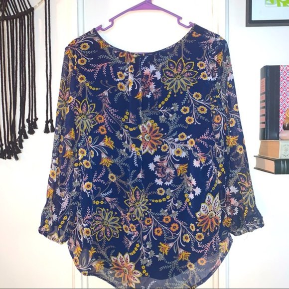 🍍St John’s Bay navy floral tie front fully lined shirt size M - Picture 2 of 8